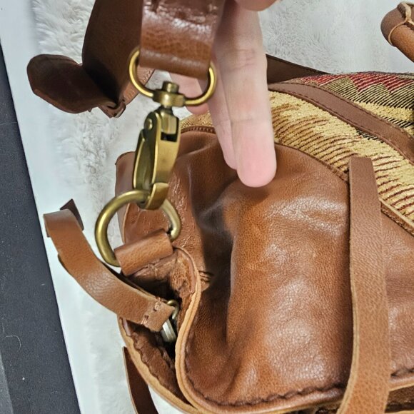 Isabella Fiore Brown Leather Tapestry Bag Western Boho Crossbody - Picture 4 of 13
